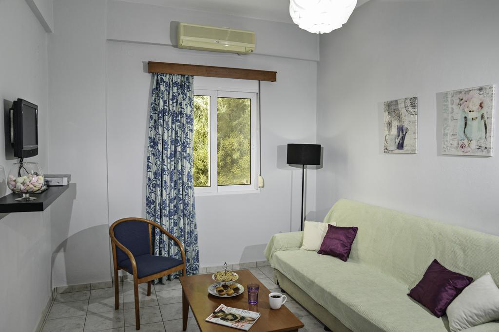 Helios Apartments Plakias Chambre photo